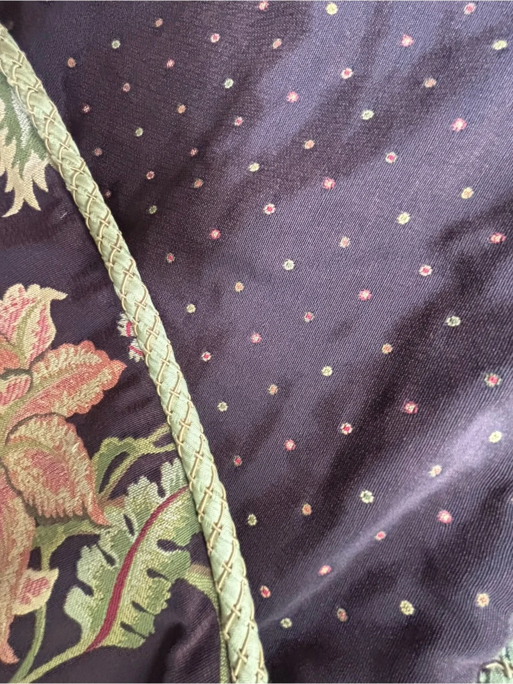 Set of 2 vintage floral pillowcases